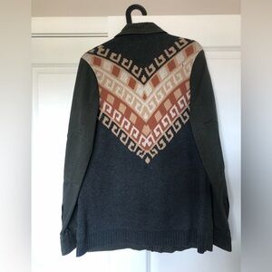 Geometric Patterned Jacket with Earth Tones